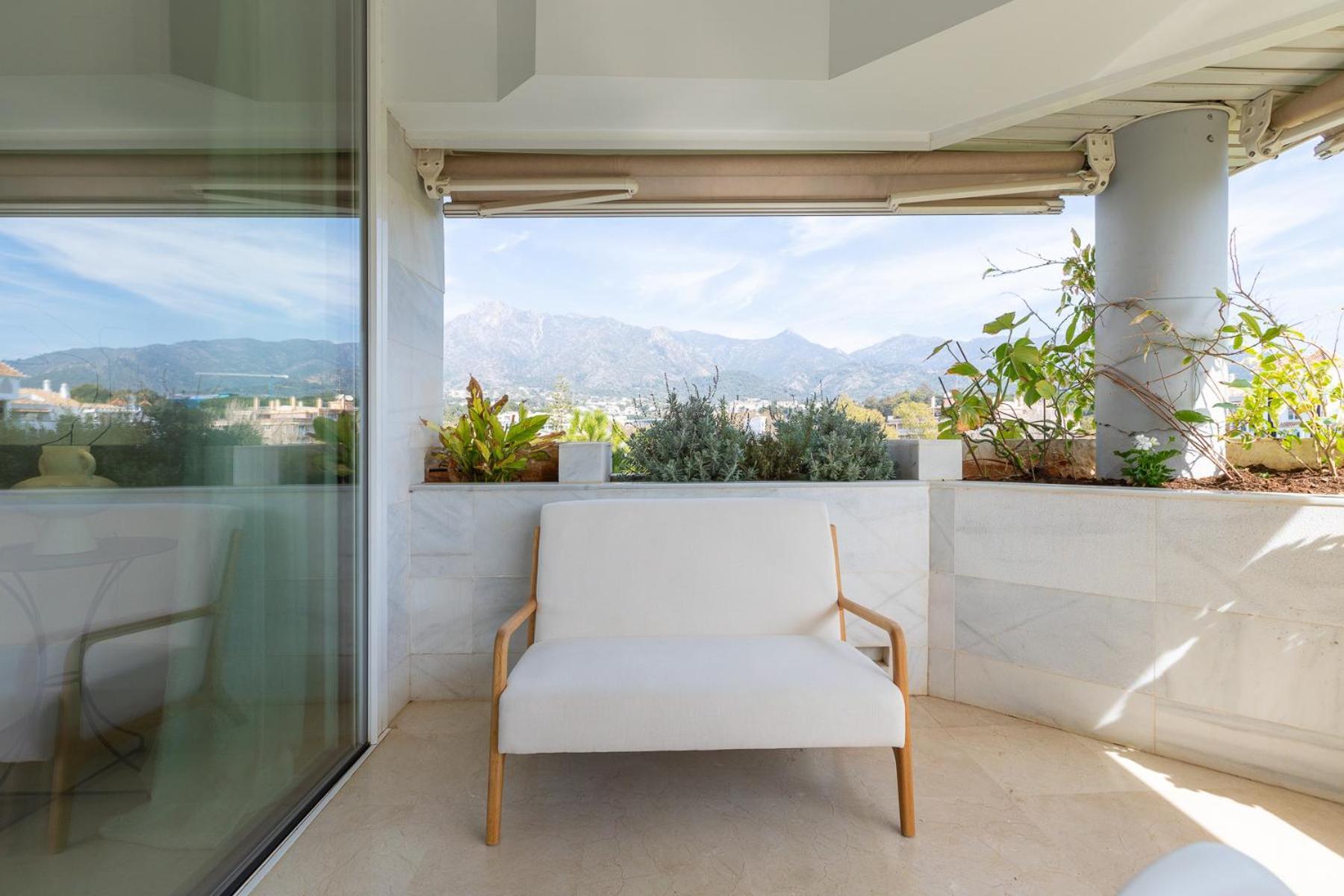 Lujoso Apartamento Con Piscina En Paseo Maritimo Marbella Exterior foto